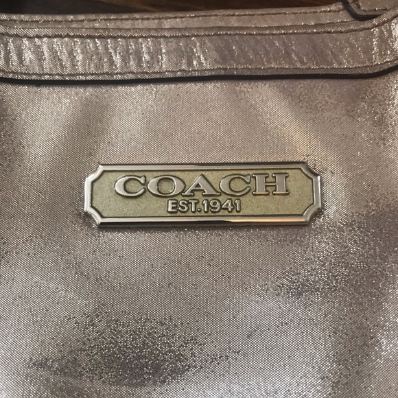 Coach Handbags - COACH Purse